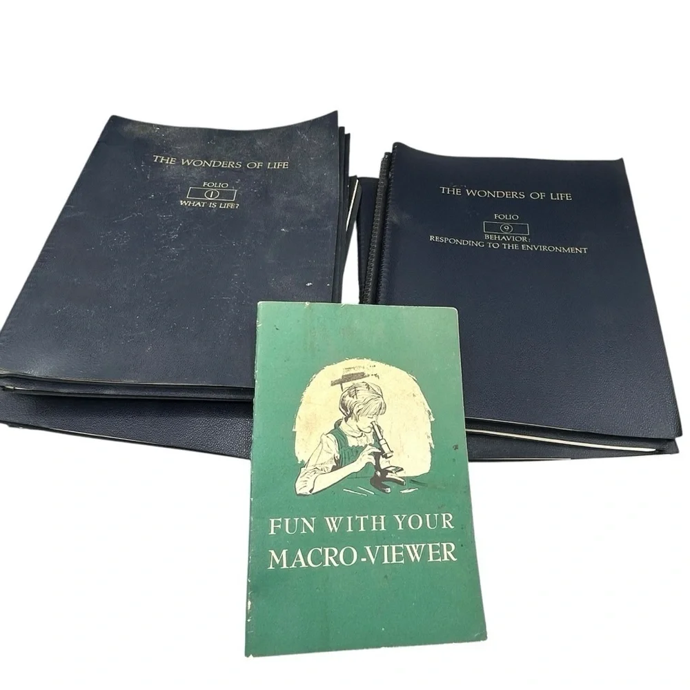 1964 VINTAGE THE WONDER OF LIFE FOLIO 12 BOOKS AND MEADE MICROSCOPE BOOK